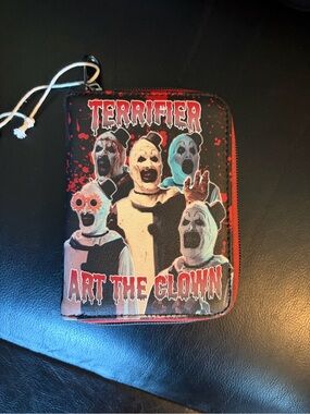 Loungefly Terrifier Art The Clown Splatter Mini Zipper Wallet
